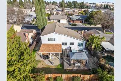 160 Bristol Drive, Vacaville, CA 95687 - Photo 48