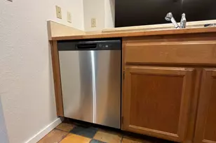 104 Nantucket Ln, Vallejo, CA 94590 - Photo 10