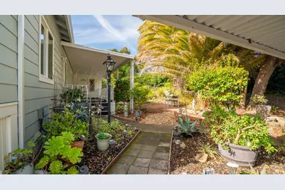 123 Ensenada Drive, Novato, CA 94949 - Photo 28