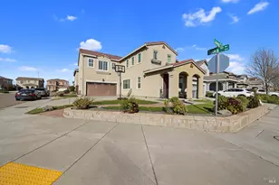 615 Sitka Dr, Vacaville, CA 95687 - Photo 1