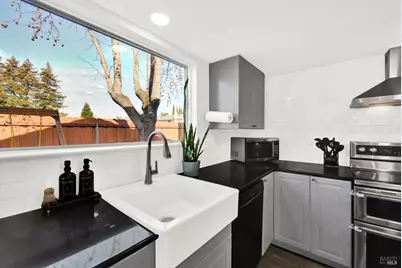 655 Marshall Court, Vacaville, CA 95687 - Photo 30