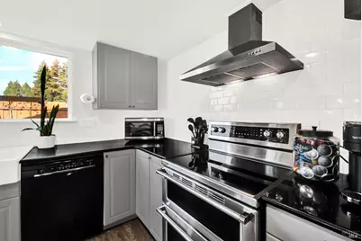 655 Marshall Court, Vacaville, CA 95687 - Photo 36