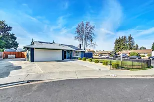 655 Marshall Ct, Vacaville, CA 95687 - Photo 8