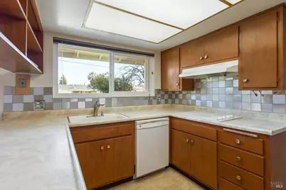 115 Isle Royale Circle, Vacaville, CA 95687 - Photo 14