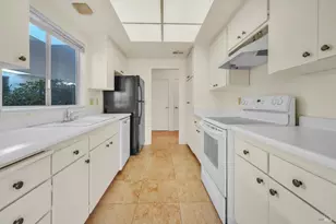 331 Pythian Rd, Santa Rosa, CA 95409 - Photo 2