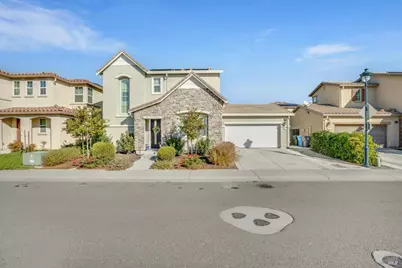 312 Primrose Drive, Vacaville, CA 95687 - Photo 2