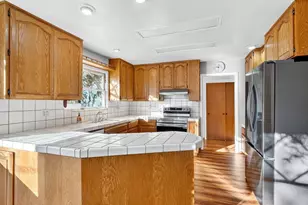 351 View Dr, Ukiah, CA 95482 - Photo 14