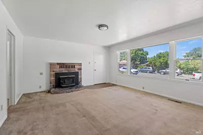 850 Mendocino Drive, Ukiah, CA 95482 - Photo 2