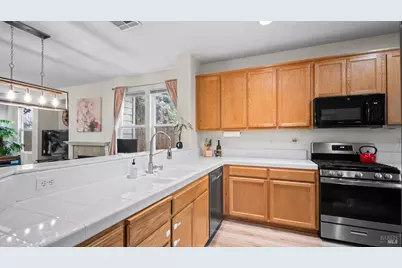 750 Harbor Park Drive, Suisun City, CA 94585 - Photo 16