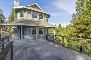 324 Burgundy Rd, Healdsburg, CA 95448 - Photo 10