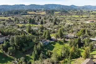 324 Burgundy Rd, Healdsburg, CA 95448 - Photo 48