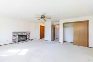 324 Burgundy Rd, Healdsburg, CA 95448 - Photo 28