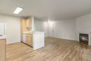 2001 Eastwood Dr, Vacaville, CA 95687 - Photo 10