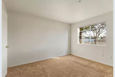 2001 Eastwood Drive #11, Vacaville, CA 95687 - Photo 22