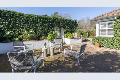 137 Acacia Avenue, Napa, CA 94558 - Photo 32