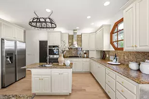 735 Johnson St, Healdsburg, CA 95448 - Photo 24