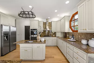 735 Johnson Street, Healdsburg, CA 95448 - Photo 24