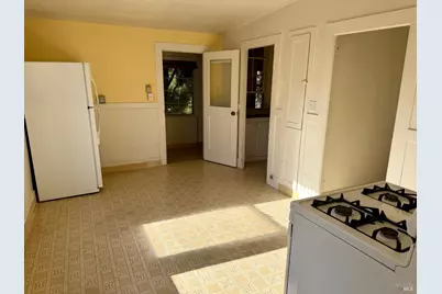 618 E Street, Petaluma, CA 94952 - Photo 6