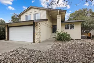 450 Nut Tree Rd, Vacaville, CA 95687 - Photo 2