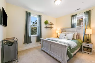 2668 Franz Kafka Avenue, Santa Rosa, CA 95404 - Photo 20