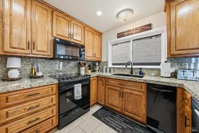 5740 Sunrise Drive, Lower Lake, CA 95457 - Photo 14