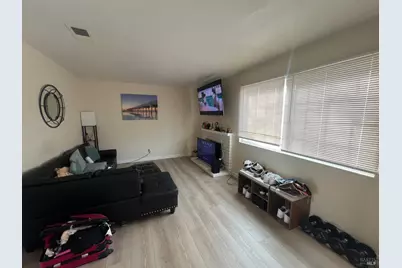 2532 Beaufort Court, Fairfield, CA 94533 - Photo 4