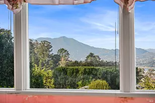 102 Cloud View Rd, Sausalito, CA 94965 - Photo 24