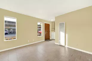 175 Del Sur Ct, Fairfield, CA 94533 - Photo 2