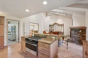 11 Badger Ct, Novato, CA 94949 - Photo 16