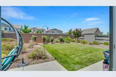 2018 Spirea Court, Vacaville, CA 95687 - Photo 28