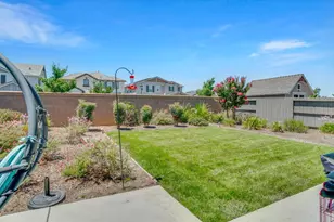 2018 Spirea Ct, Vacaville, CA 95687 - Photo 28