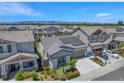 2018 Spirea Court, Vacaville, CA 95687 - Photo 6