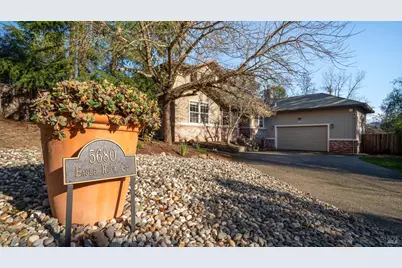 5680 Eagle Rock Court, Santa Rosa, CA 95409 - Photo 2