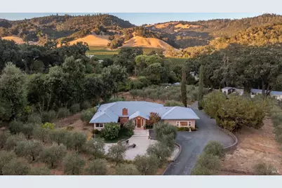 601 Rossi Road, Saint Helena, CA 94574 - Photo 2