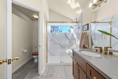 3327 Colonial Court, Fairfield, CA 94534 - Photo 32