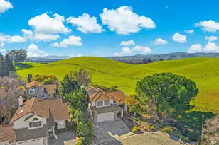 3327 Colonial Ct, Fairfield, CA 94534 - Photo 8