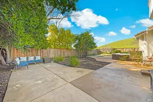 3327 Colonial Ct, Fairfield, CA 94534 - Photo 46