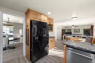 3327 Colonial Ct, Fairfield, CA 94534 - Photo 20