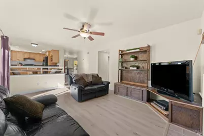 3327 Colonial Court, Fairfield, CA 94534 - Photo 22