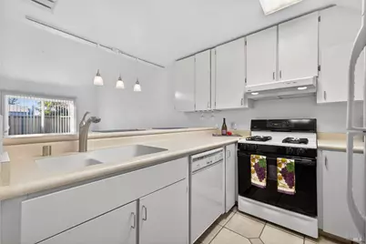 7733 Camino Colegio, Rohnert Park, CA 94928 - Photo 6