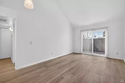 7733 Camino Colegio, Rohnert Park, CA 94928 - Photo 12