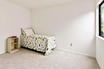 5 Velasco Court, Novato, CA 94949 - Photo 20