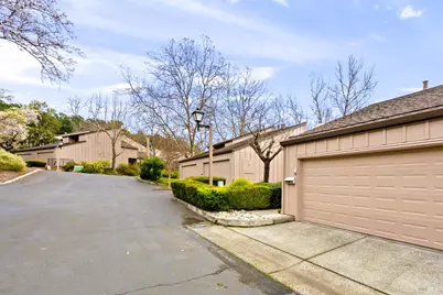 5 Velasco Court, Novato, CA 94949 - Photo 24