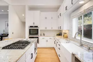 384 Arabian Way, Healdsburg, CA 95448 - Photo 16