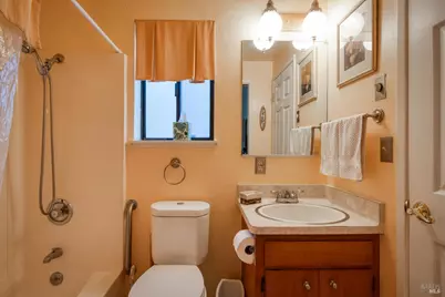 140 Buena Vista Avenue, Point Reyes Station, CA 94956 - Photo 10