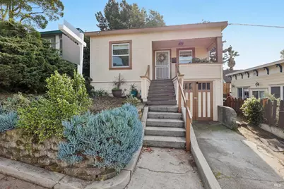 703 Capitol Street, Vallejo, CA 94590 - Photo 1