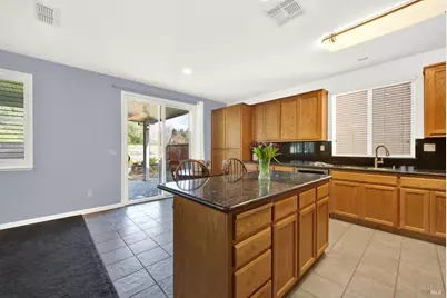 652 Greentree Circle, Fairfield, CA 94534 - Photo 18