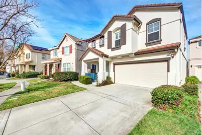 652 Greentree Circle, Fairfield, CA 94534 - Photo 2