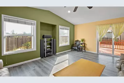 5036 Algiers Avenue, Santa Rosa, CA 95409 - Photo 12