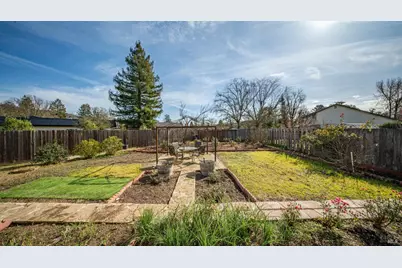 5036 Algiers Avenue, Santa Rosa, CA 95409 - Photo 30